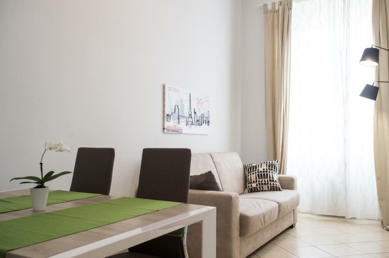 Villa Enjoy Ponte Lungo à Rome Extérieur photo