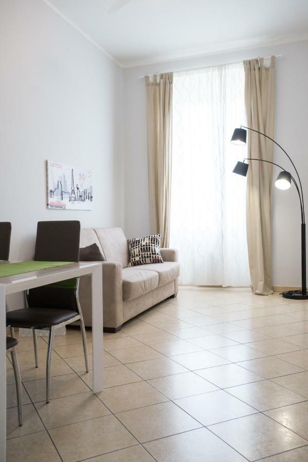 Villa Enjoy Ponte Lungo à Rome Extérieur photo