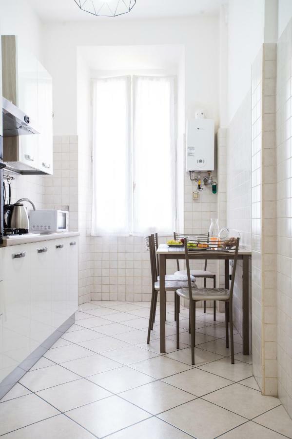 Villa Enjoy Ponte Lungo à Rome Extérieur photo